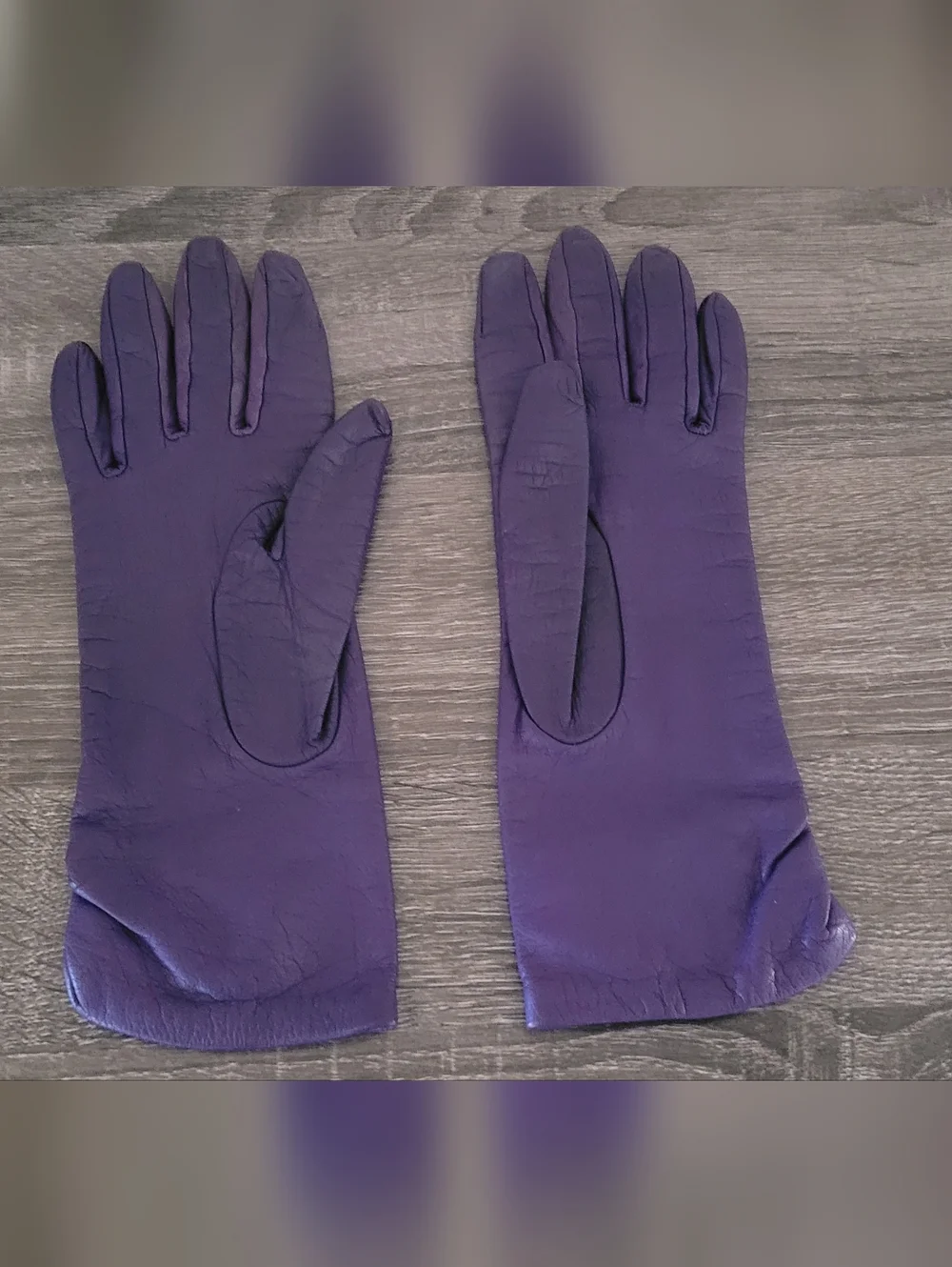 Vintage Leather Gloves Purple
